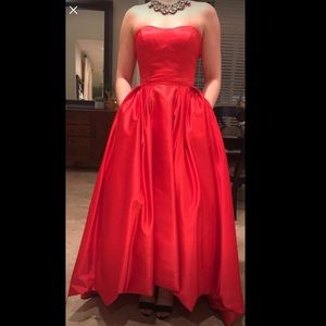 Sherri Hill prom dress